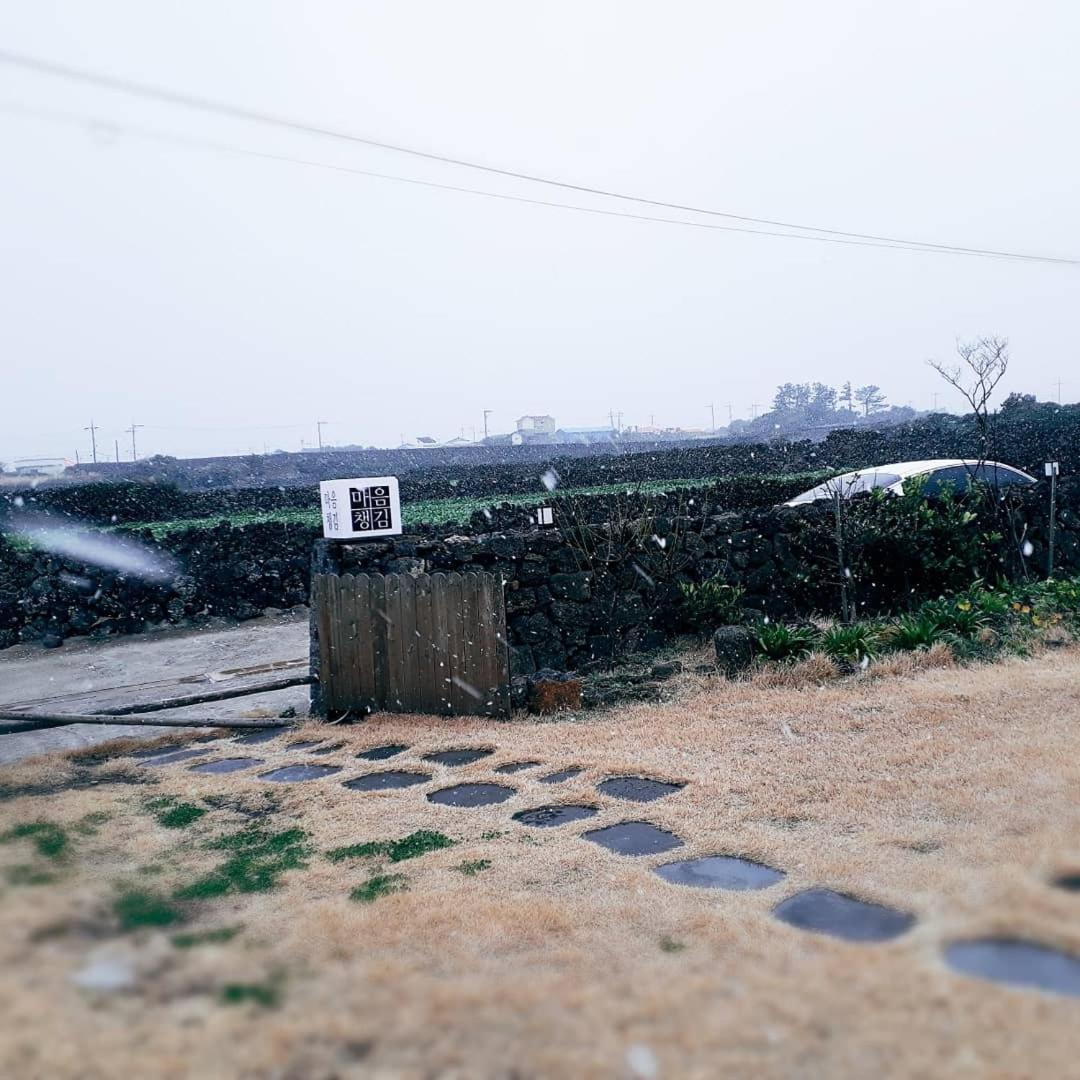 Hadori Mindfulness Vila Jeju Exterior foto